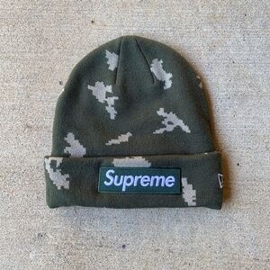 Supreme Box Logo Digi Camouflage  Skully Like New
